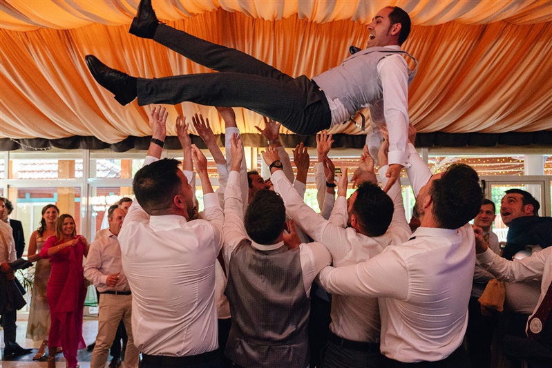 novio_en_boda_Cortijo El Gallinero